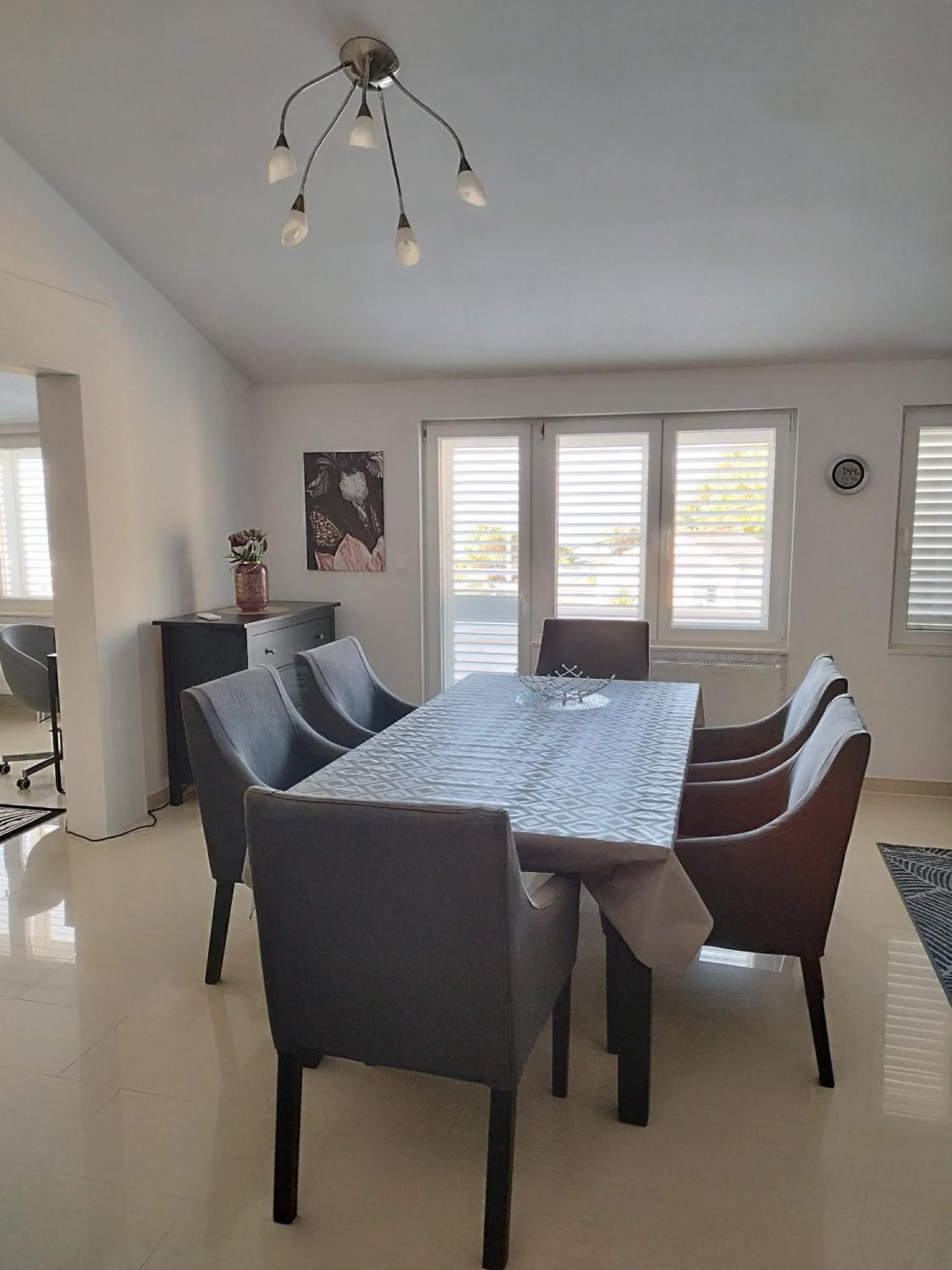 Ferienwohnung Am Sandstrand โอมิช ภายนอก รูปภาพ